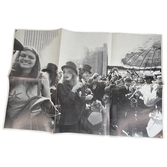 Beatles Paul McCartney & Wings Venus And Mars VInyl LP Record Album WIth Posters - Picture 9 of 13